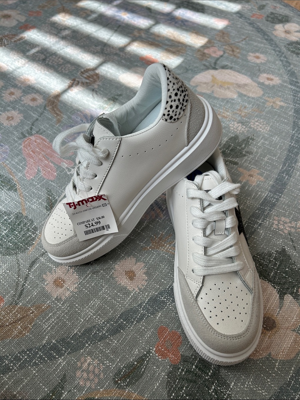 Vintage Havana White and Gray Low-Top Sneakers
